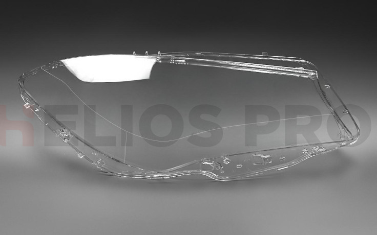 Стекло фары MERCEDES CLA-class W117 (2013-2016) дорестайлинг (правое)